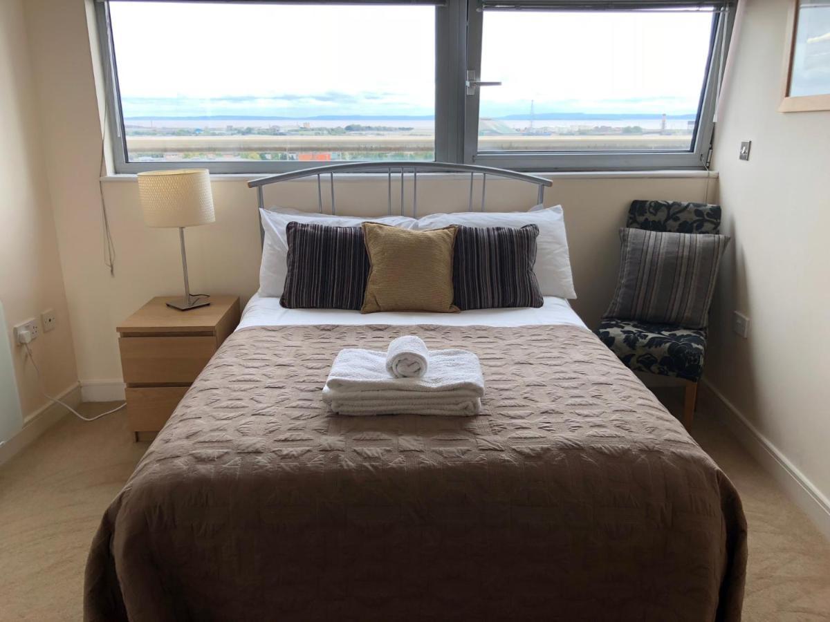 Sky Night Serviced Apartments Кардіфф Екстер'єр фото