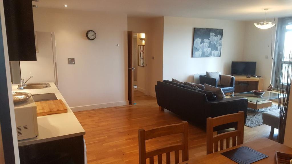 Sky Night Serviced Apartments Кардіфф Екстер'єр фото